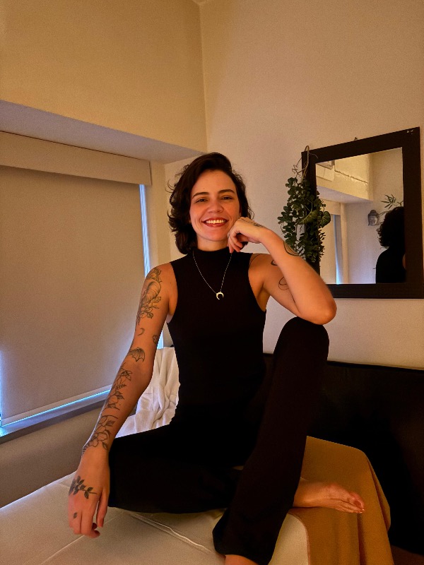 Massagem alongamentos com Larissa em Centro, Rio de Janeiro