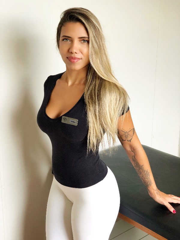 Massagem nuru com Natália em Botafogo, Rio de Janeiro